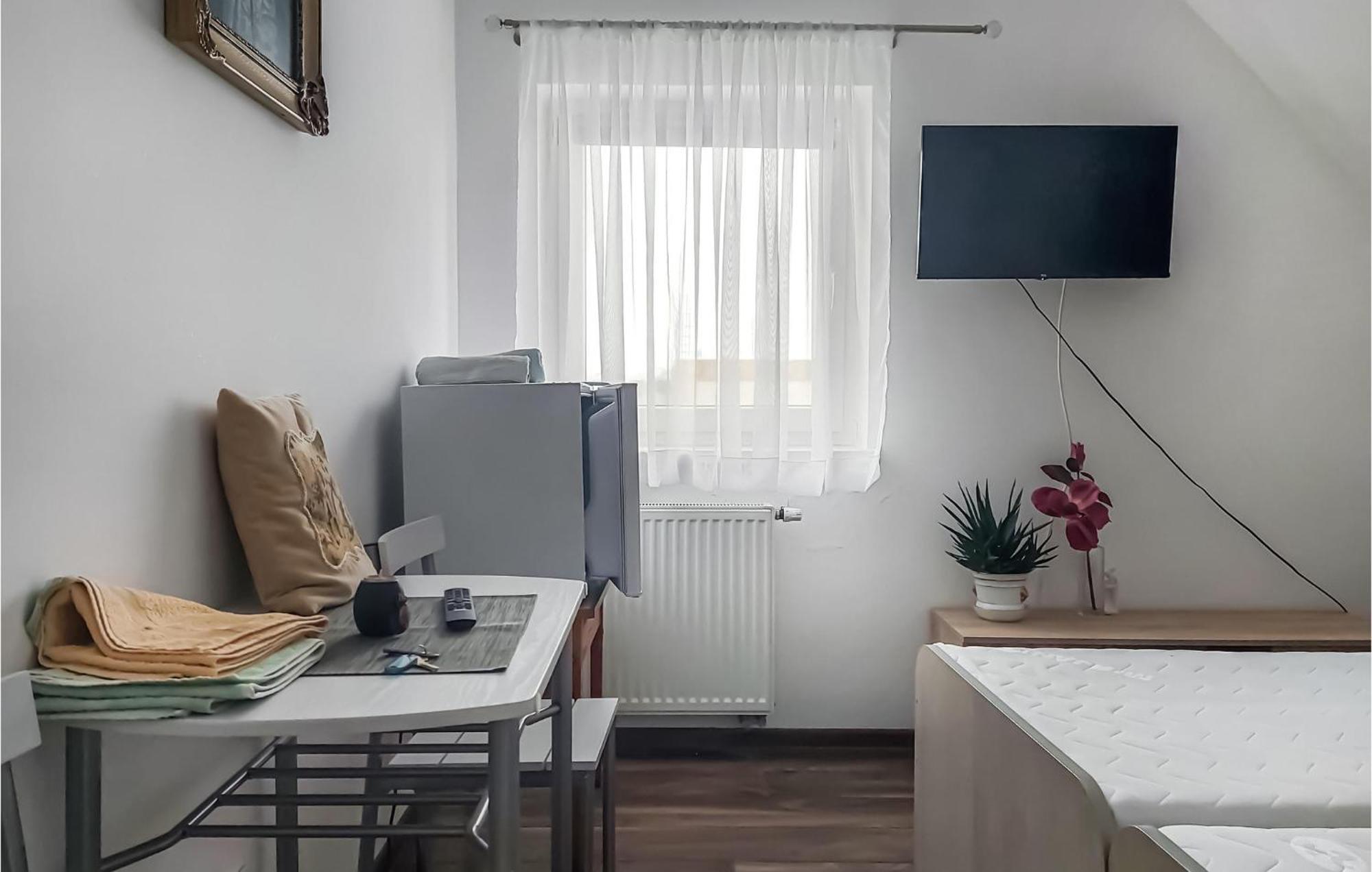 Beautiful Apartment In Moryn With Kitchen Εξωτερικό φωτογραφία